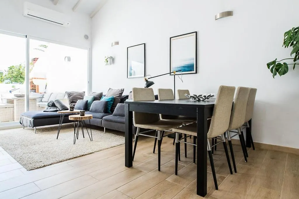Agrupada Townhouse Centro Apartment Marbella